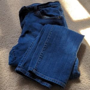 Old Navy Sweetheart Size 12S straight leg jeans